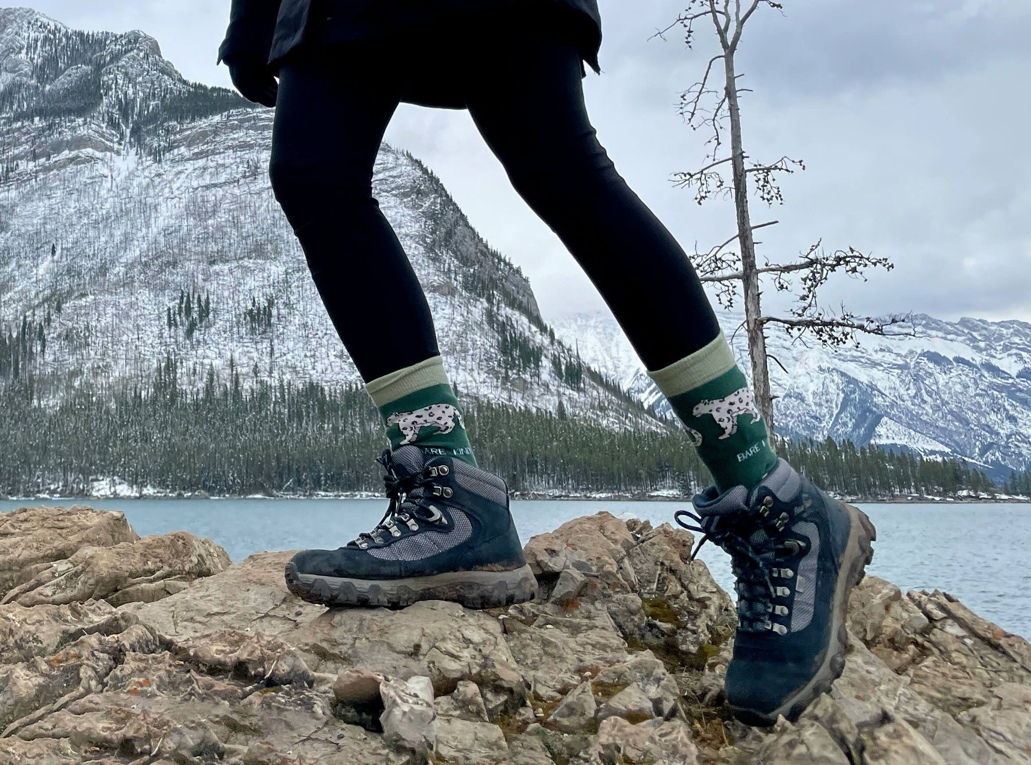 Best Women’s Winter Hiking Boots for Snowy Trails in 2025